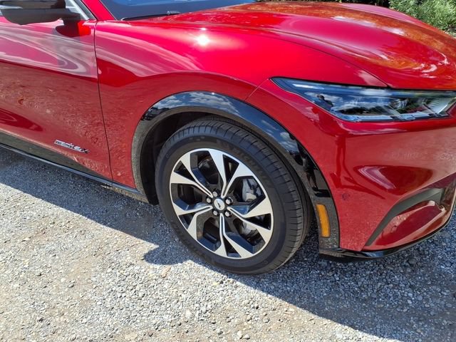 Certified 2021 Ford Mustang Mach-E Premium AWD/4WD image 4