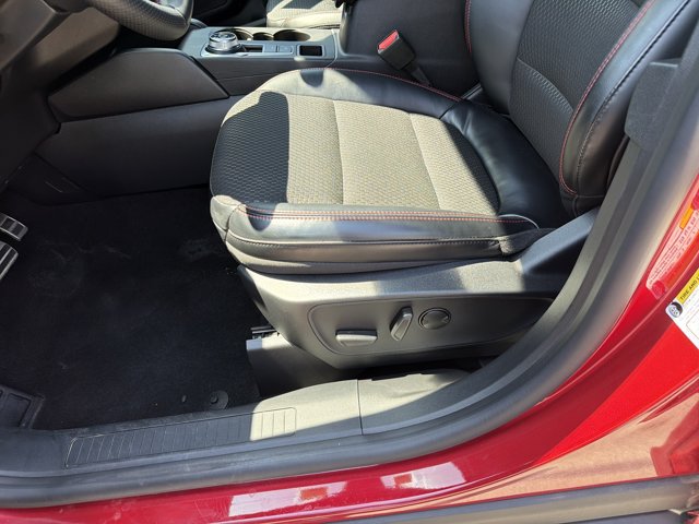 Certified 2024 Ford Escape ST-Line Select w/ Tech Pack #1 AWD/4WD image 12