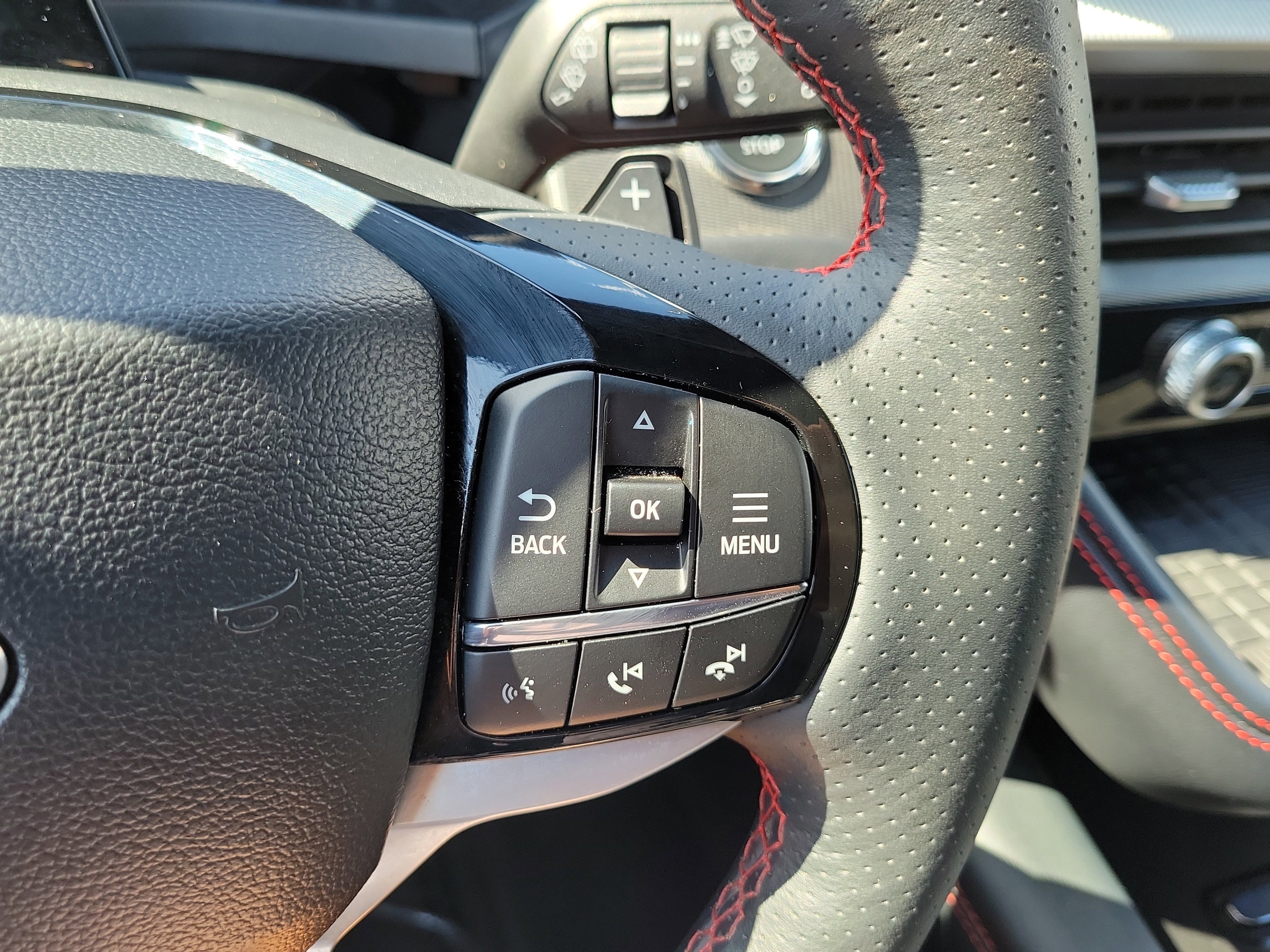 Certified 2025 Ford Explorer ST w/ Sun And Sound Package image 25