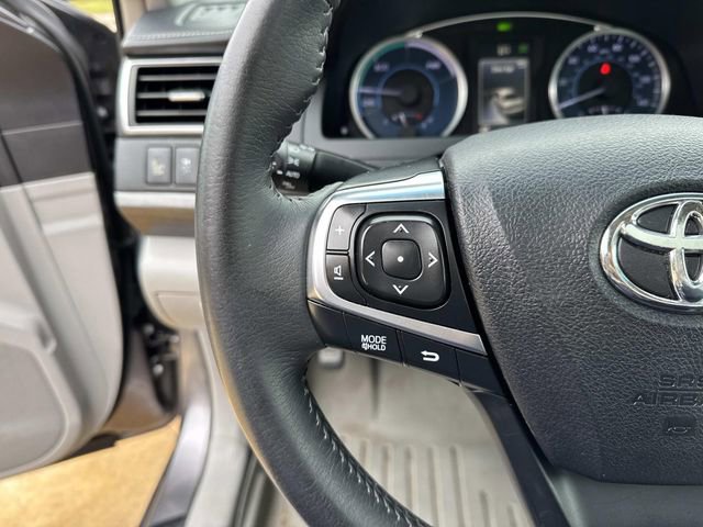 Used 2017 Toyota Camry Hybrid image 23