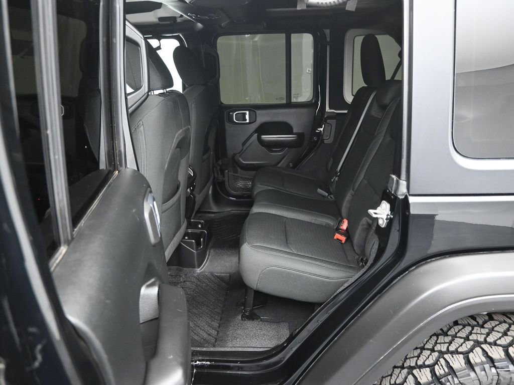Used 2020 Jeep Wrangler Unlimited Sport image 18