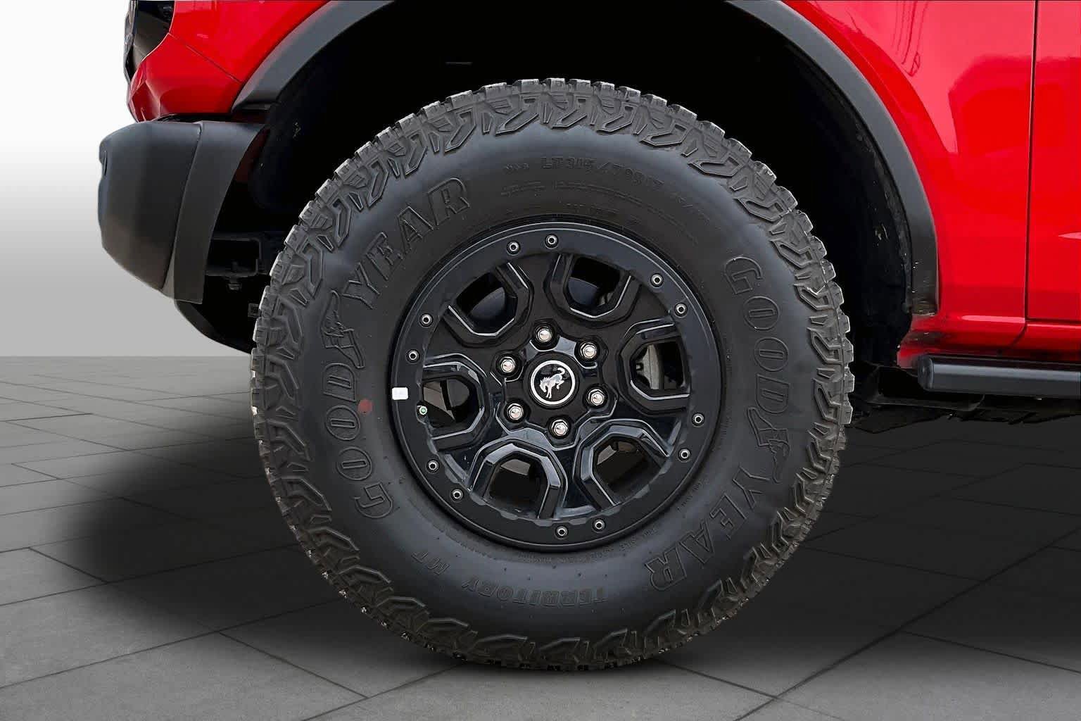 Certified 2023 Ford Bronco Wildtrak AWD/4WD image 10