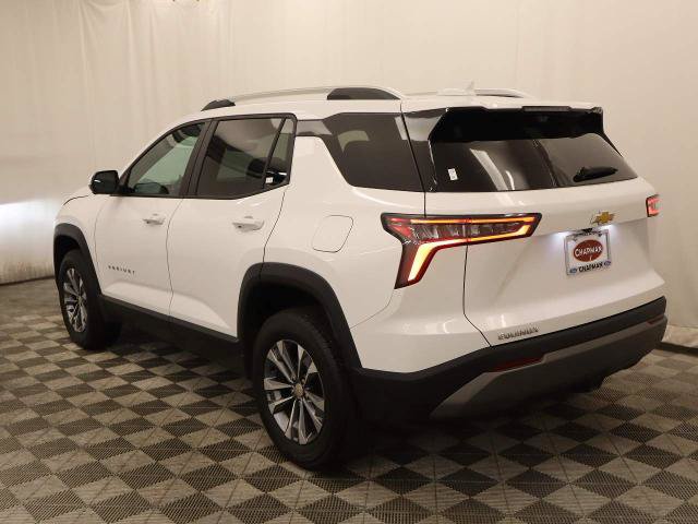 Used 2025 Chevrolet Equinox LT w/ Convenience Package II FWD image 3