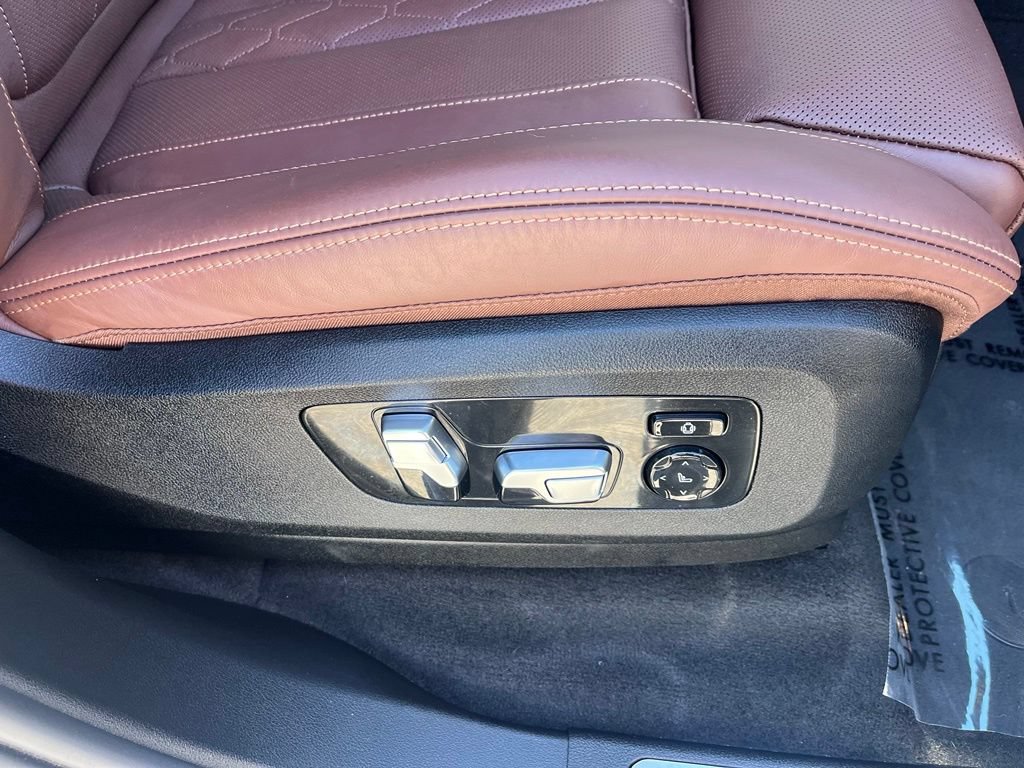Used 2021 BMW X5 M50i w/ Executive Package AWD/4WD image 22