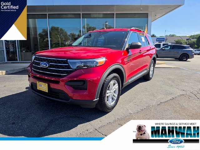 Certified 2024 Ford Explorer XLT w/ Class IV Trailer Tow Package AWD/4WD image 1