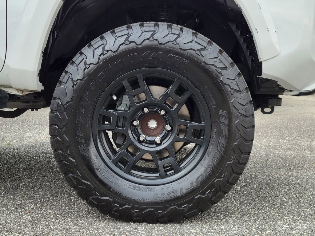 Used 2021 Toyota Tacoma SR5 image 10