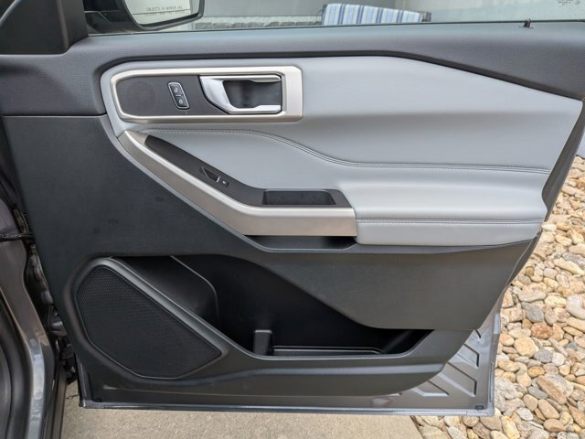 Certified 2023 Ford Explorer XLT w/ Equipment Group 202A RWD image 36
