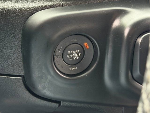 Used 2018 Jeep Wrangler Unlimited Sport S AWD/4WD image 39