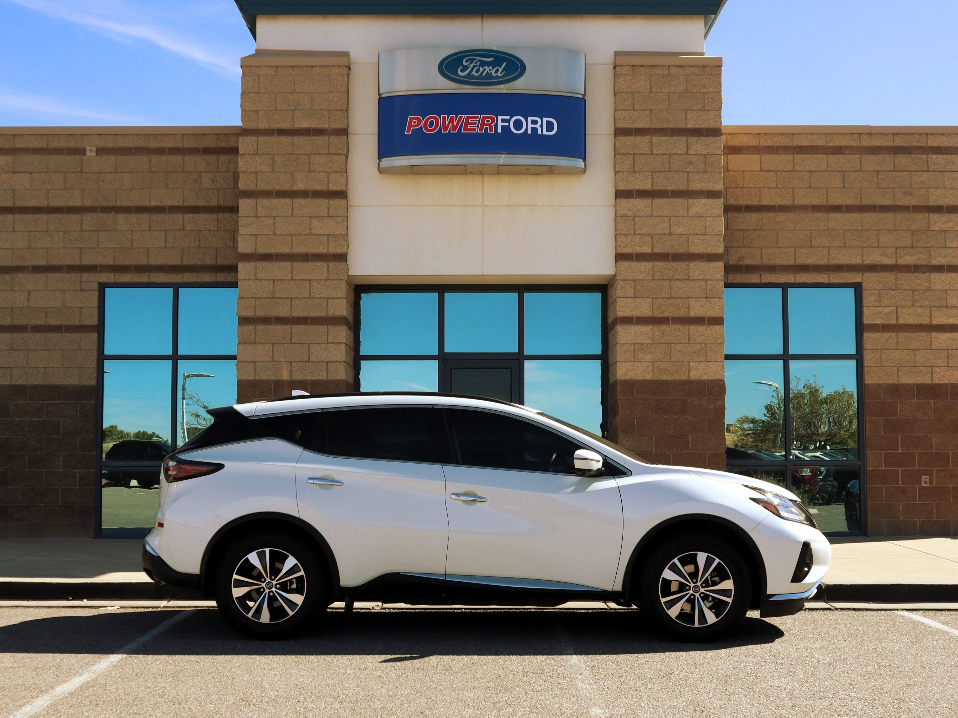 Used 2020 Nissan Murano SV w/ Premium Package AWD/4WD image 5