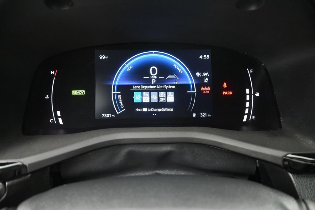 Used 2026 Toyota Camry SE FWD image 4