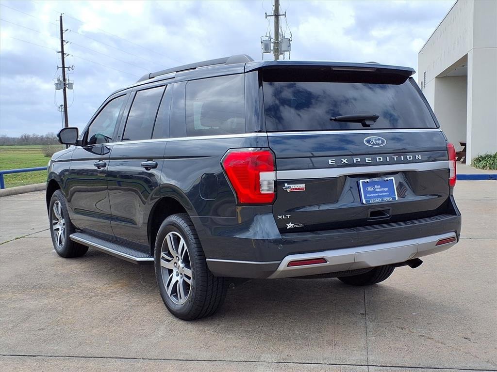 Certified 2022 Ford Expedition XLT image 4