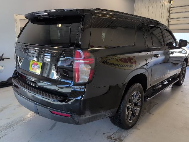 Used 2023 Chevrolet Suburban Z71 image 5