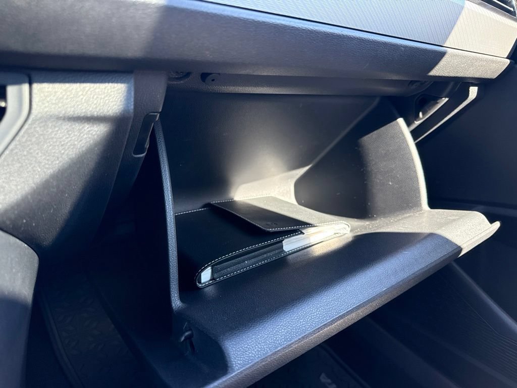 Used 2019 Volkswagen Jetta R-Line w/ R-Line Cold Weather Package FWD image 30