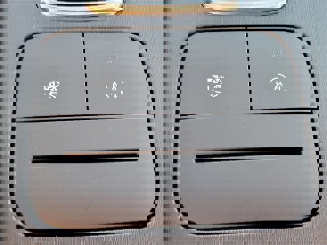 Certified 2022 Ford Escape SE image 13