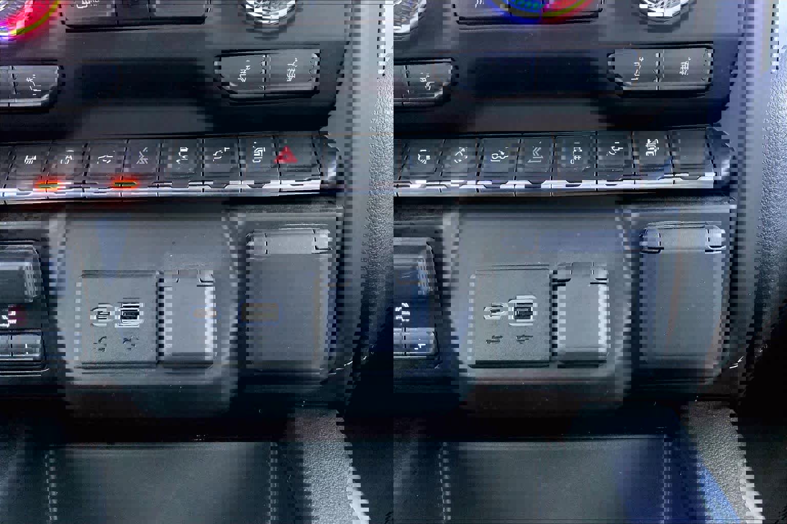 Used 2020 GMC Sierra 1500 Elevation w/ Elevation Value Package image 34