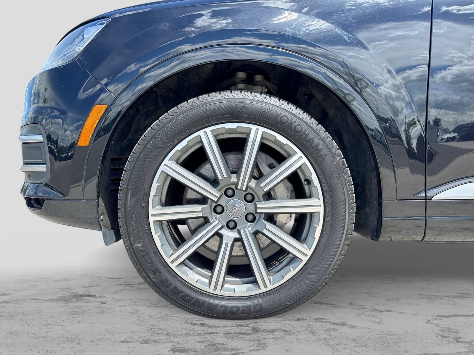 Used 2018 Audi Q7 3.0T Prestige w/ Prestige Package AWD/4WD image 18