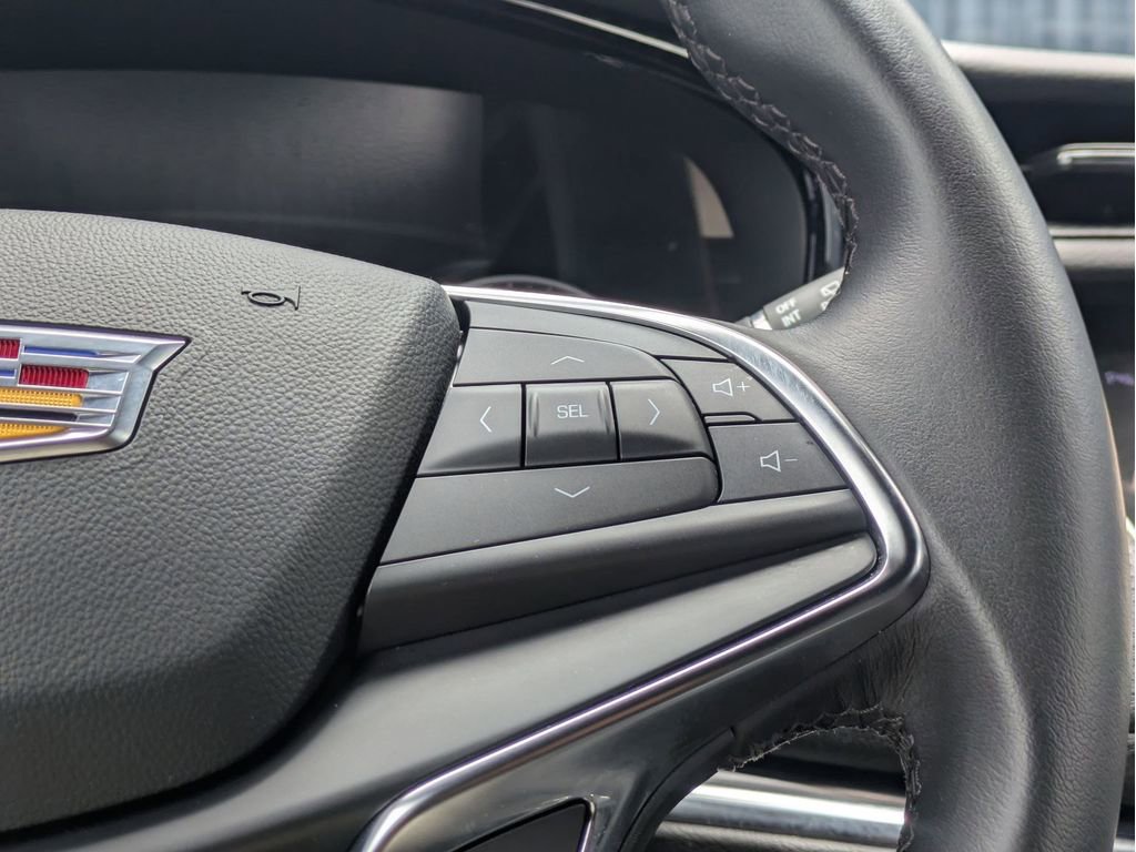 Used 2023 Cadillac XT5 Luxury FWD image 24