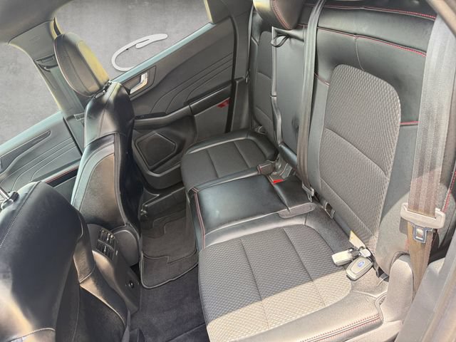 Certified 2024 Ford Escape ST-Line w/ Tech Pack #1 FWD image 23