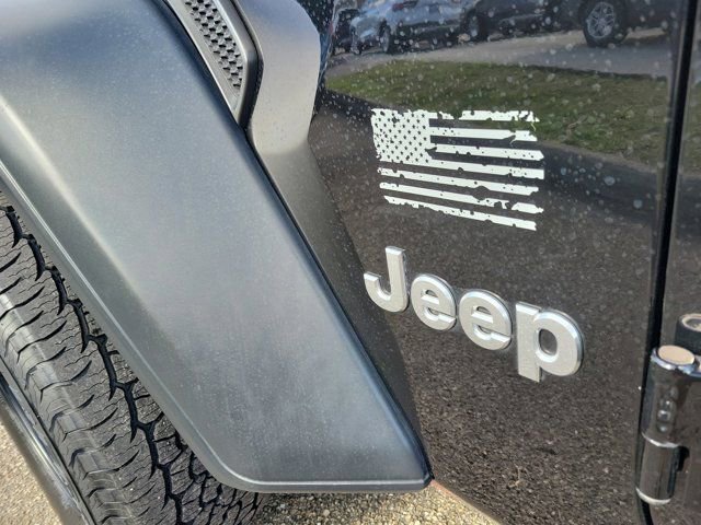 Used 2018 Jeep Wrangler Unlimited Sport image 9