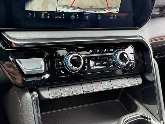 Used 2023 GMC Sierra 1500 AT4 w/ AT4 Premium Package AWD/4WD image 21