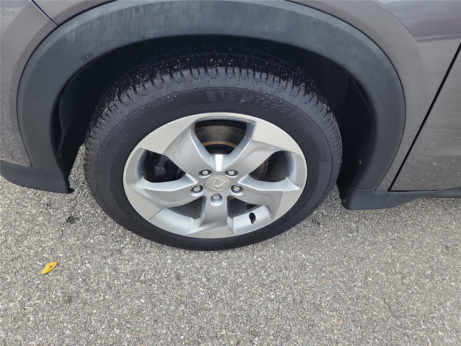 Used 2017 Honda HR-V LX image 11