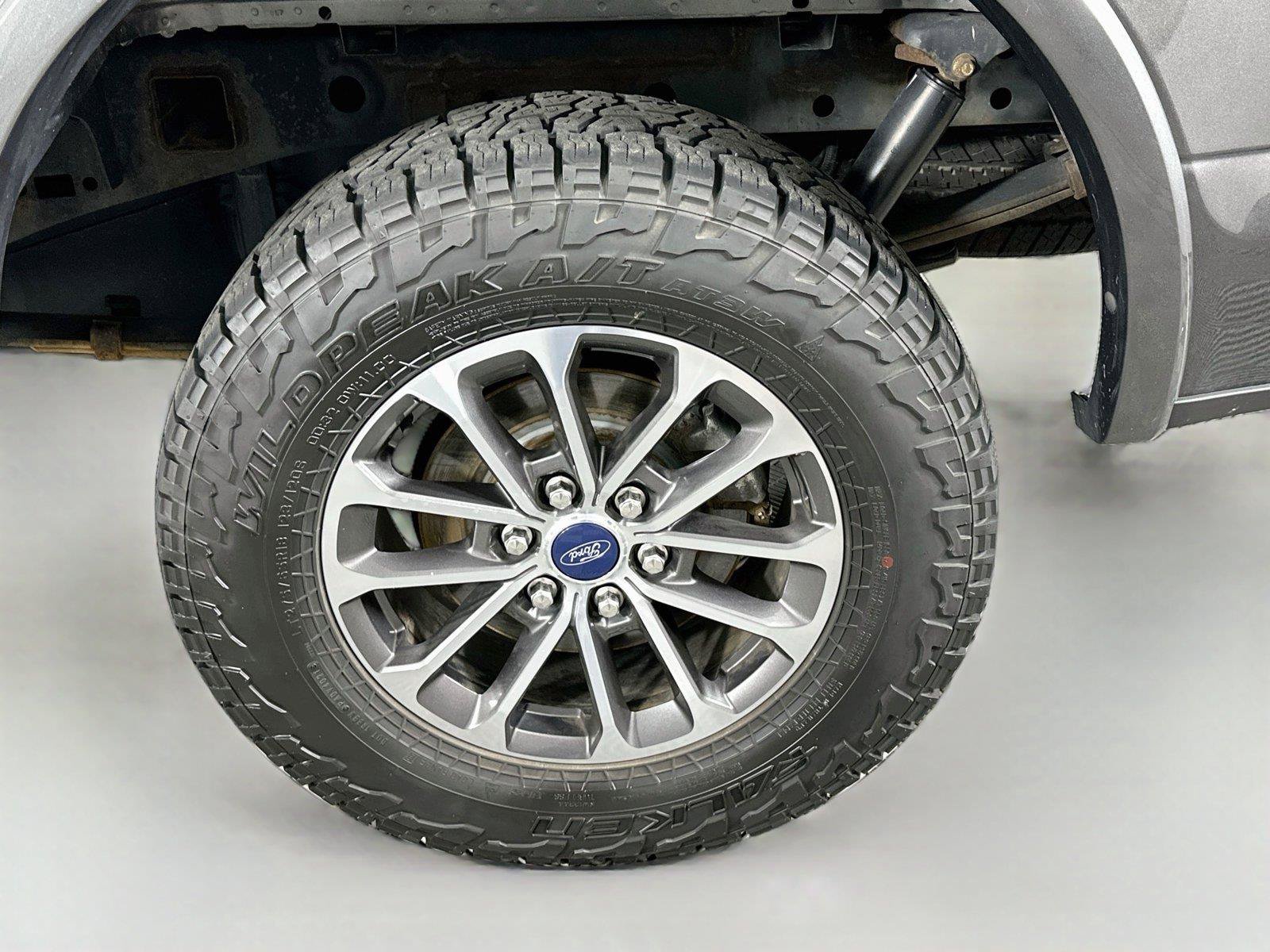 Certified 2019 Ford F150 XLT w/ Equipment Group 302A Luxury AWD/4WD image 31