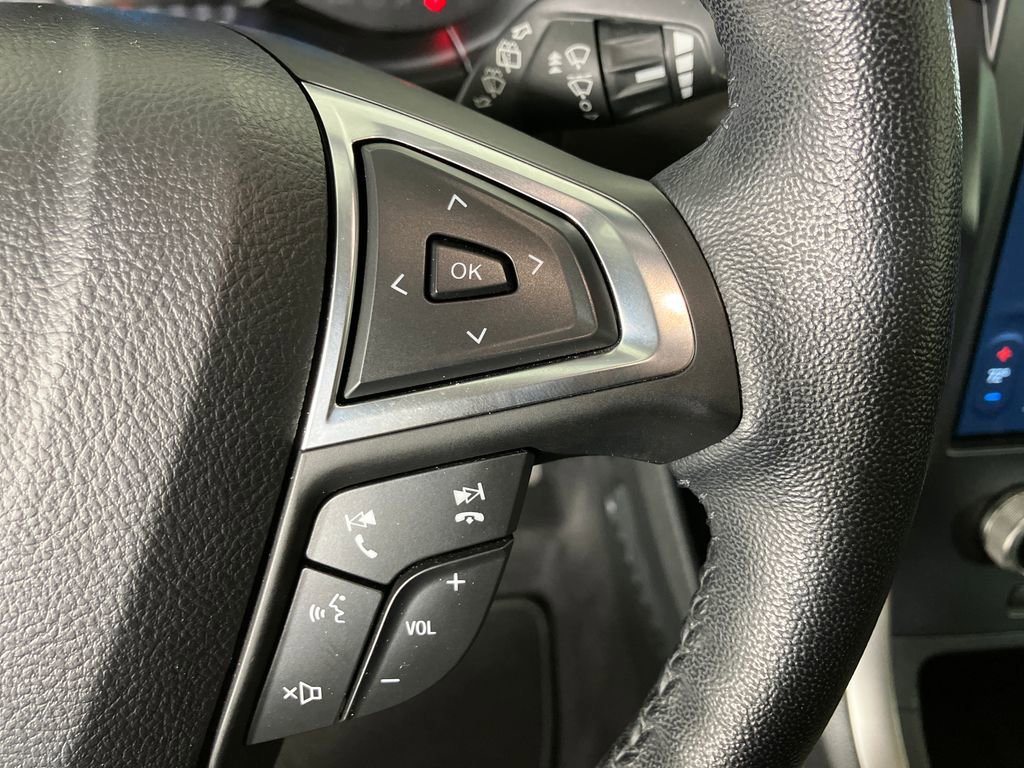 Certified 2022 Ford Edge SEL w/ Sport Appearance Package image 18