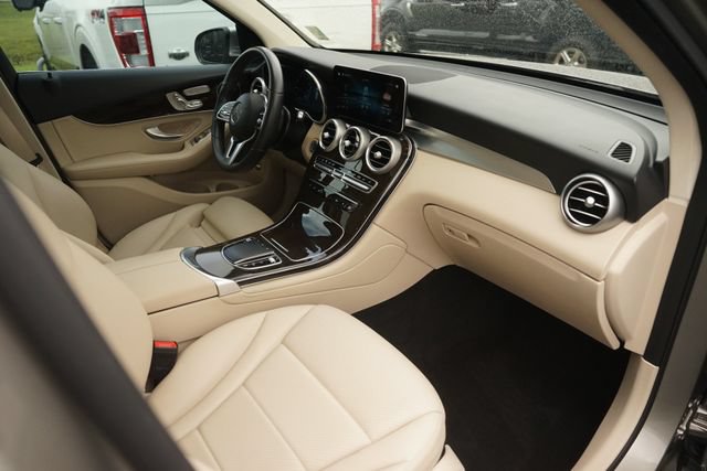 Used 2022 Mercedes-Benz GLC 300 image 18