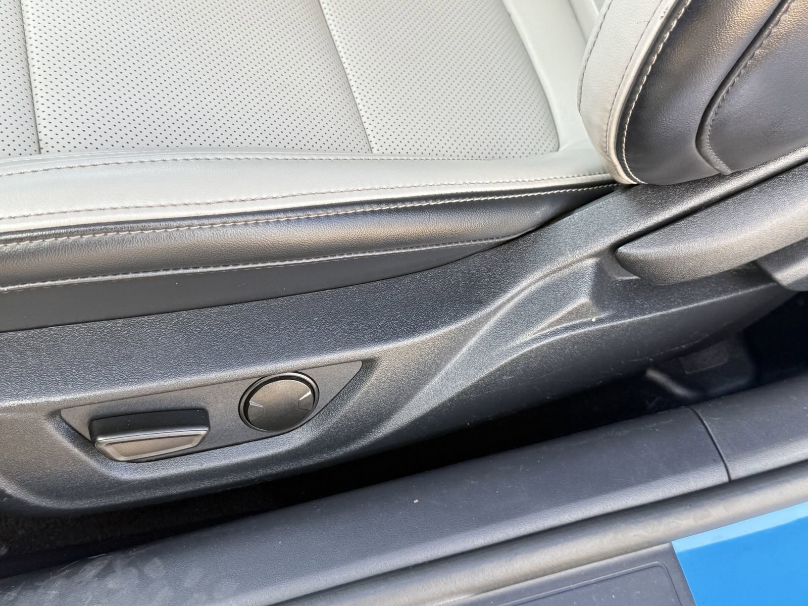 Certified 2024 Ford Mustang Premium image 17