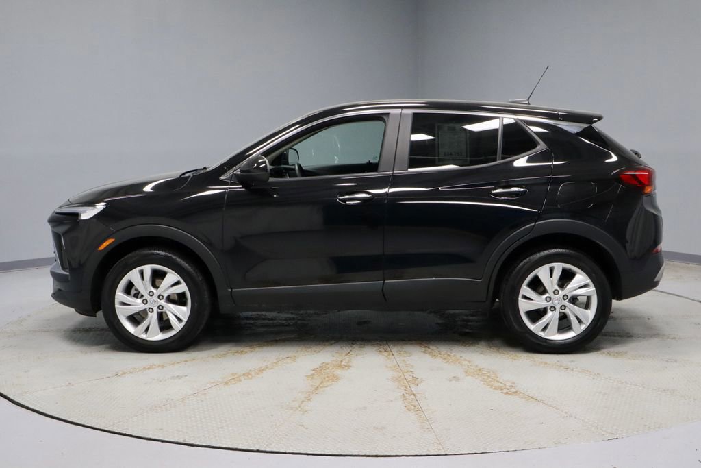 Used 2025 Buick Encore GX Preferred image 2