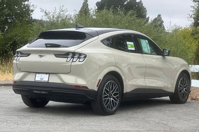 Certified 2025 Ford Mustang Mach-E Premium AWD/4WD image 4