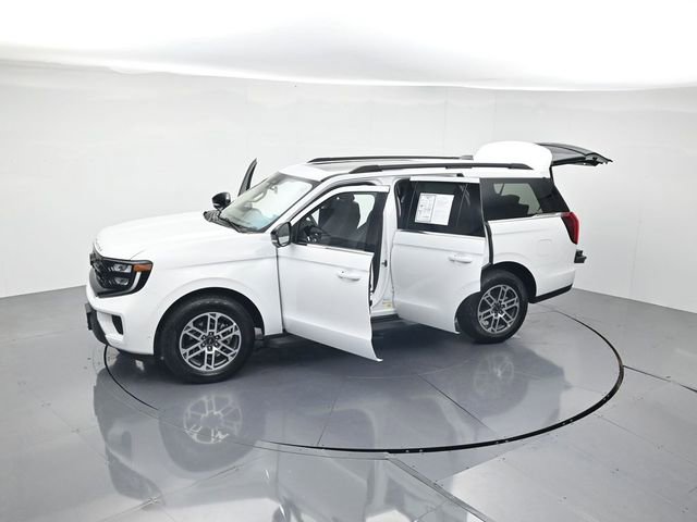 Certified 2025 Ford Expedition Active AWD/4WD image 52