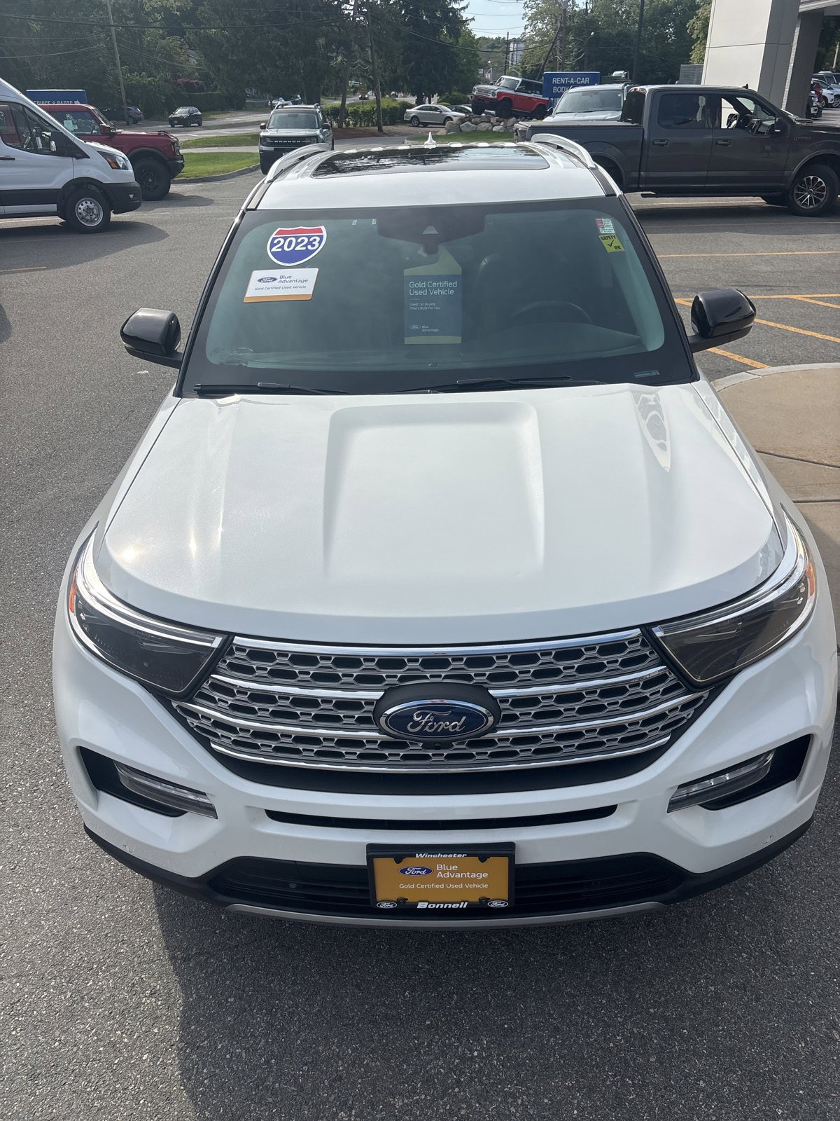 Certified 2023 Ford Explorer Limited w/ Limited Technology Package AWD/4WD image 8