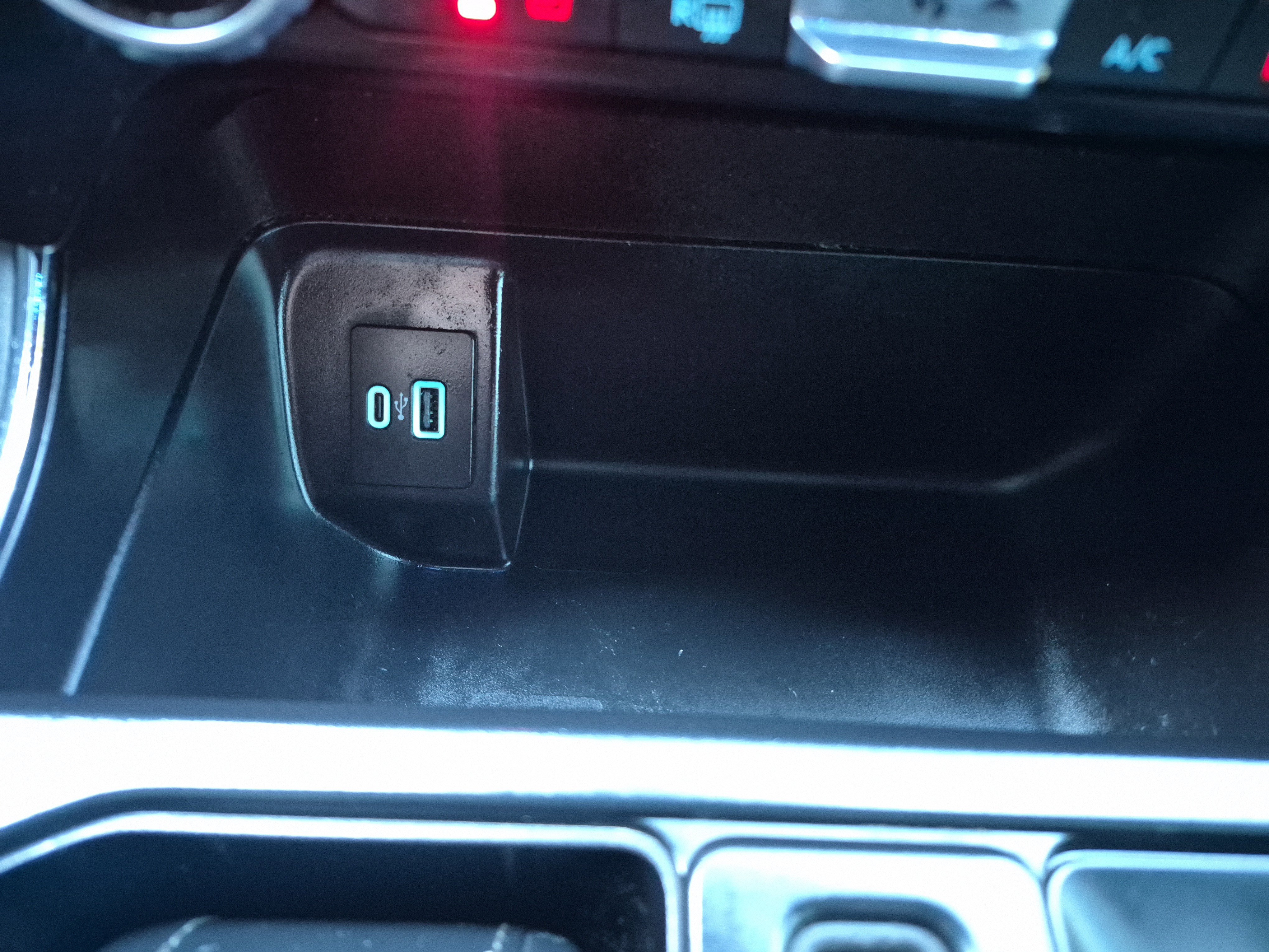 Certified 2023 Ford F150 XLT w/ Equipment Group 302A High image 33