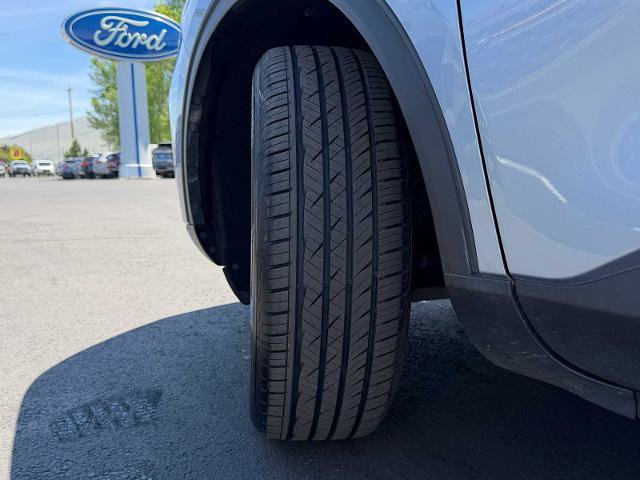 Certified 2022 Ford Escape SEL w/ SEL Stealth AWD Package image 27