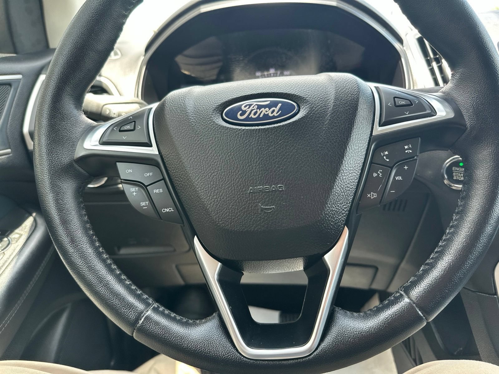 Certified 2022 Ford Edge SEL w/ Sport Appearance Package AWD/4WD image 29