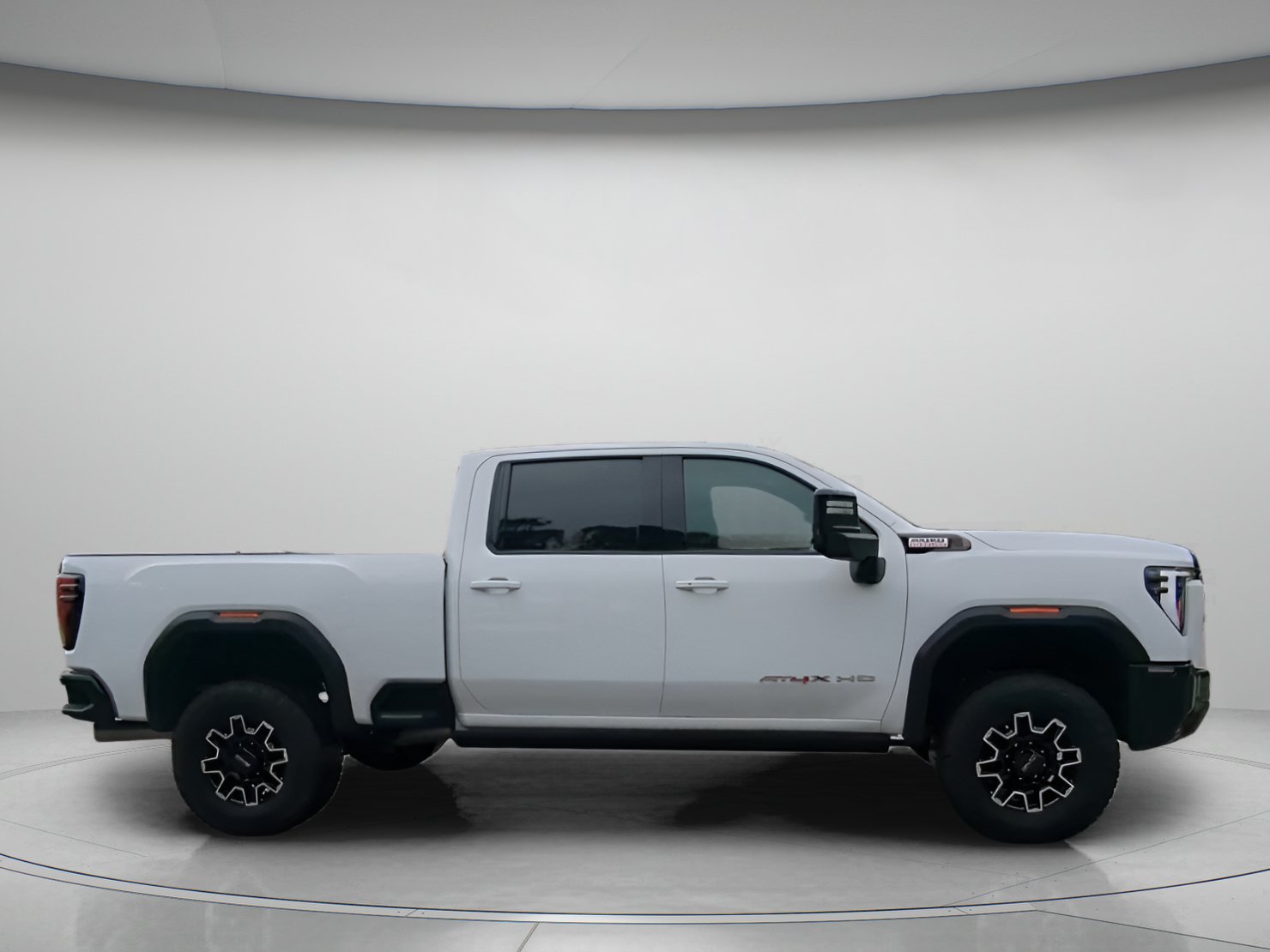 Used 2024 GMC Sierra 2500 AT4X AWD/4WD image 32