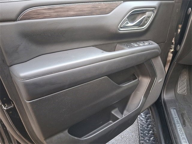 Used 2023 Chevrolet Suburban Z71 w/ Luxury Package image 15