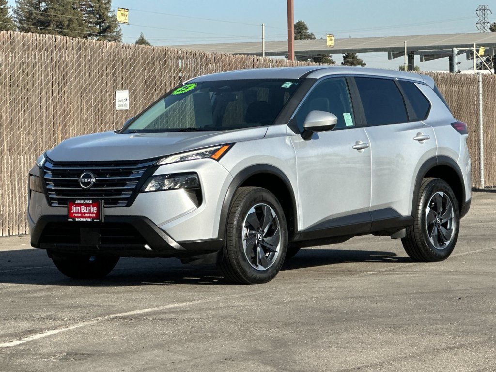 Used 2025 Nissan Rogue SV AWD/4WD image 7
