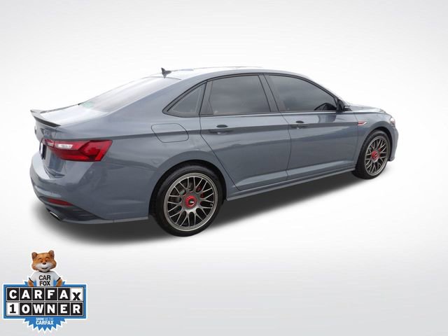 Used 2024 Volkswagen Jetta GLI Autobahn image 11