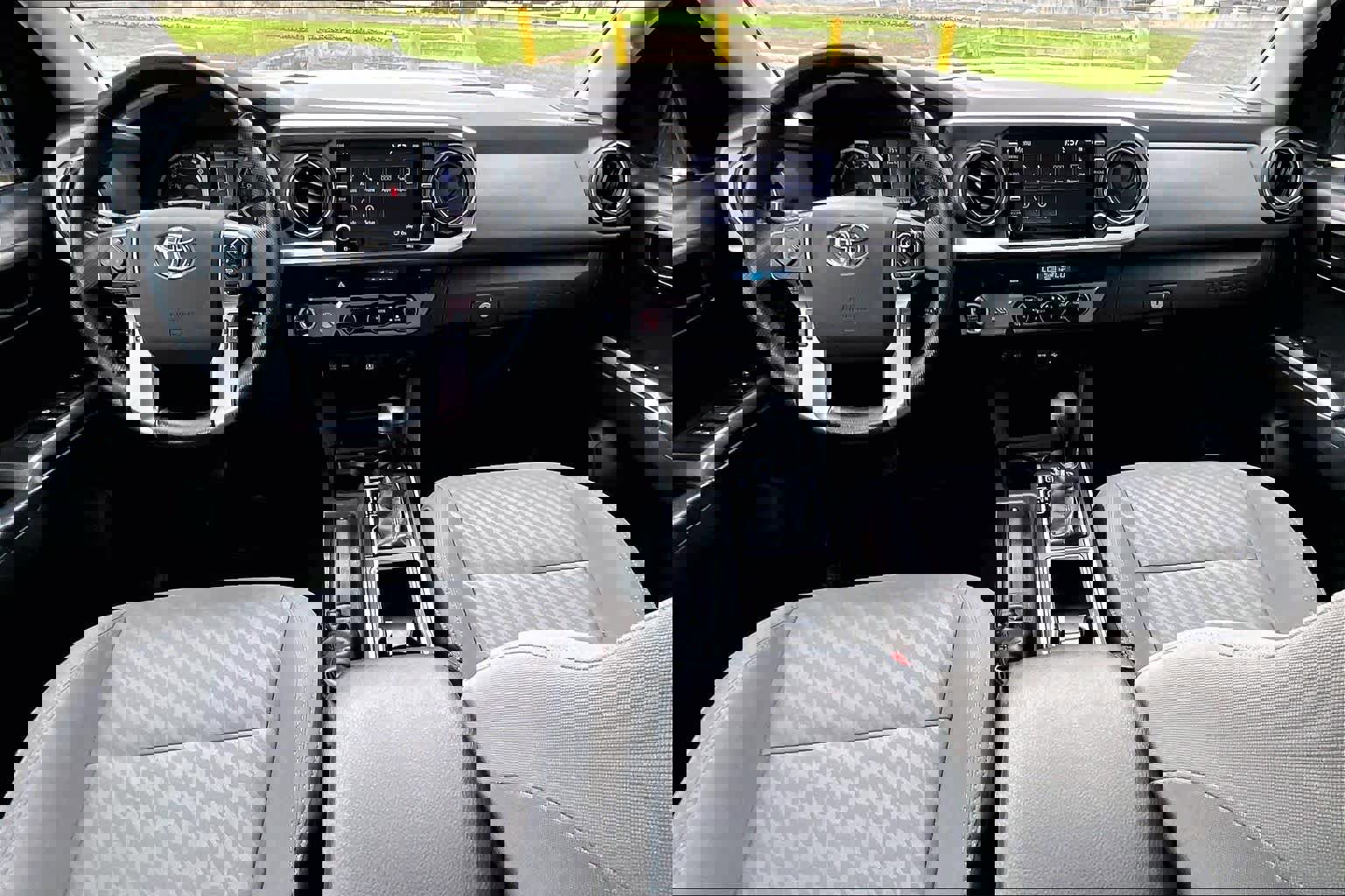 Used 2023 Toyota Tacoma SR5 image 16