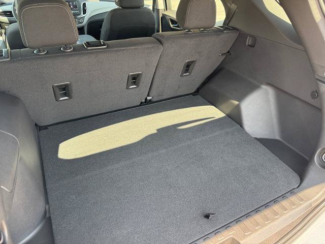 Used 2024 Chevrolet Equinox LS w/ Driver Confidence II Package FWD image 16
