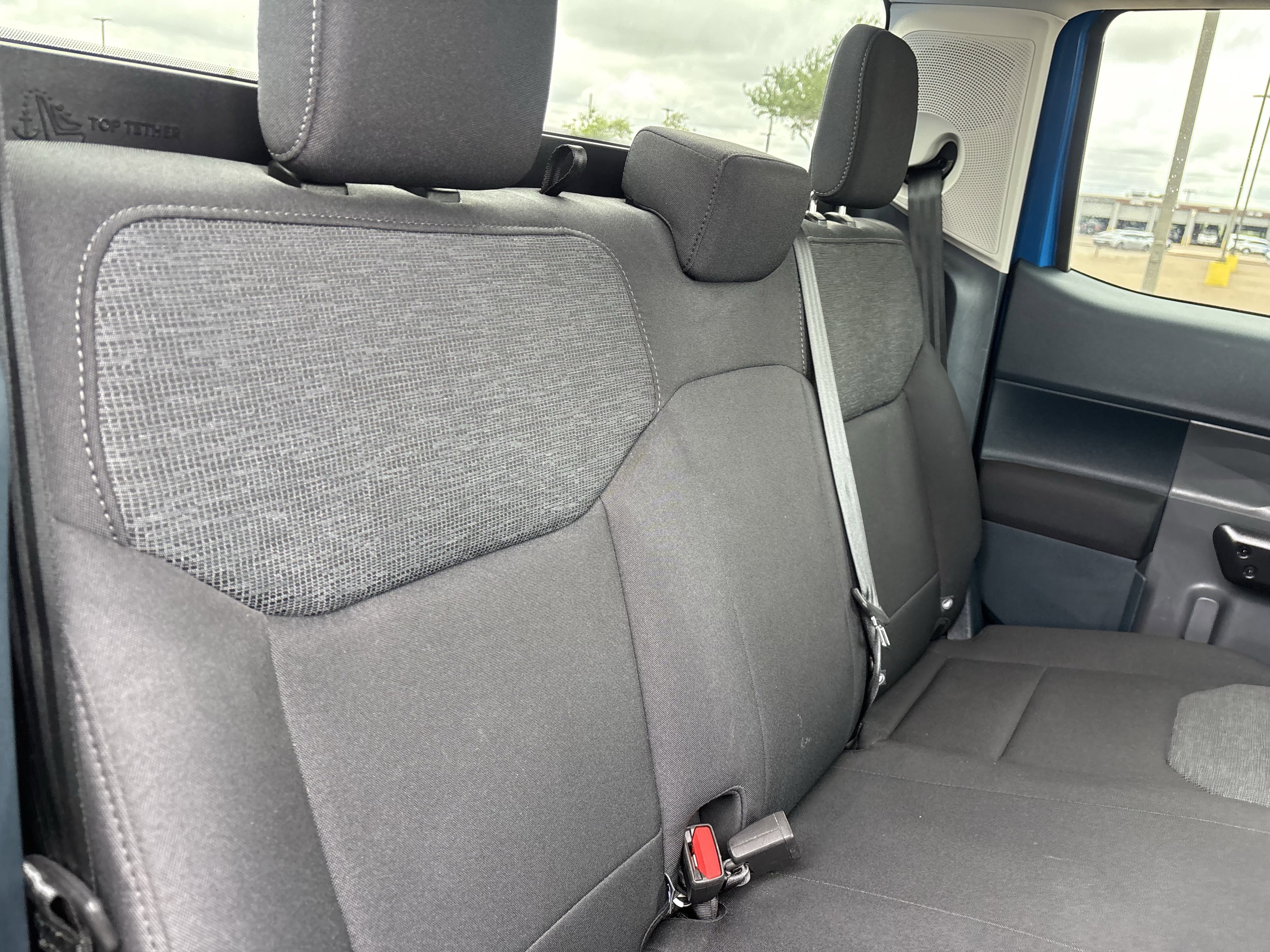 Certified 2025 Ford Maverick XL FWD image 22