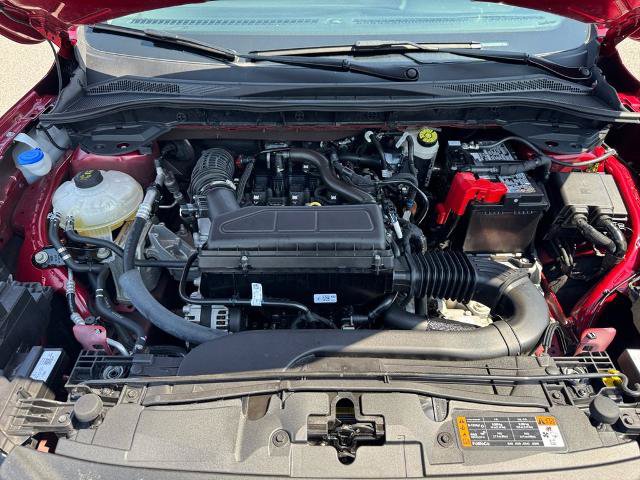 Certified 2025 Ford Escape Active FWD image 18