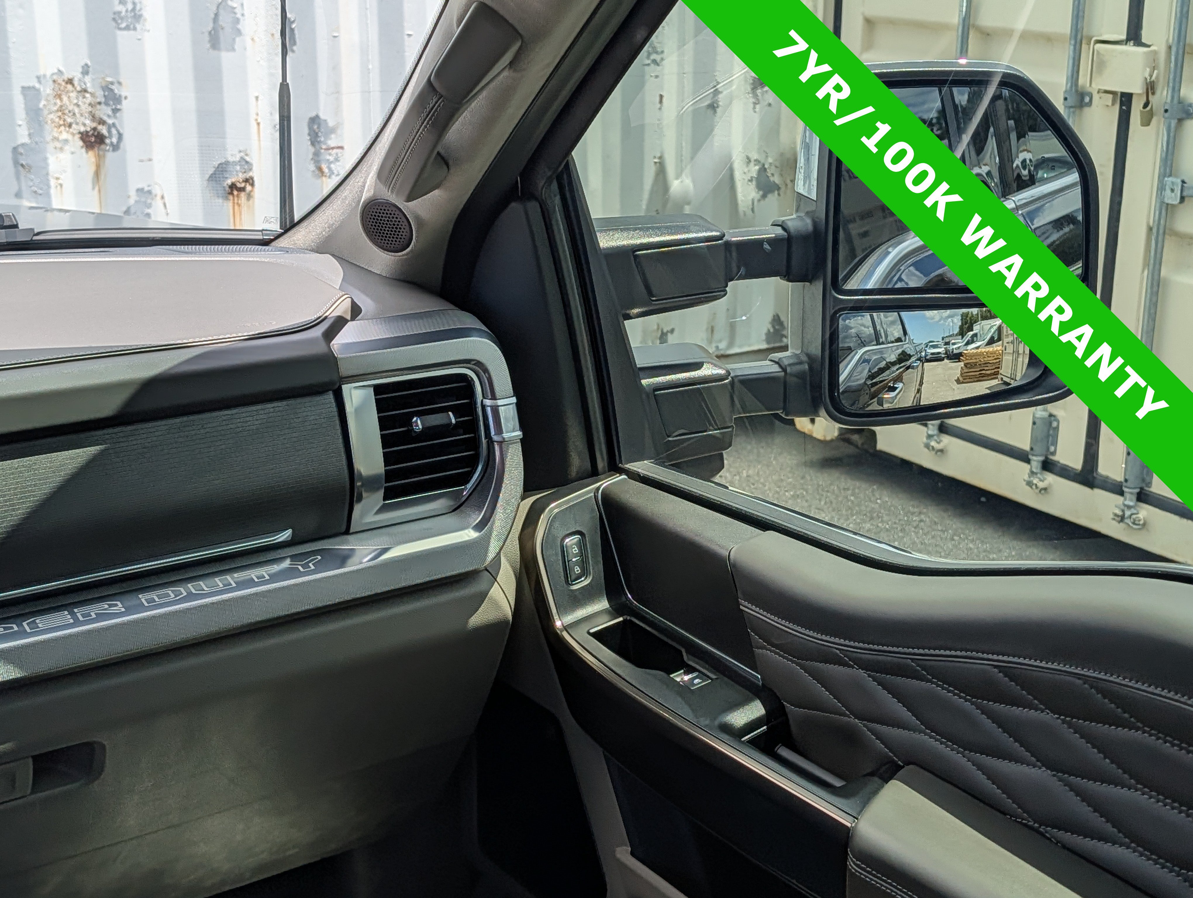 Certified 2025 Ford F250 Platinum w/ Platinum Plus Package AWD/4WD image 20