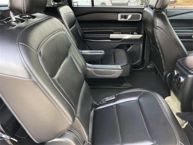 Certified 2022 Ford Explorer XLT w/ Equipment Group 202A image 35