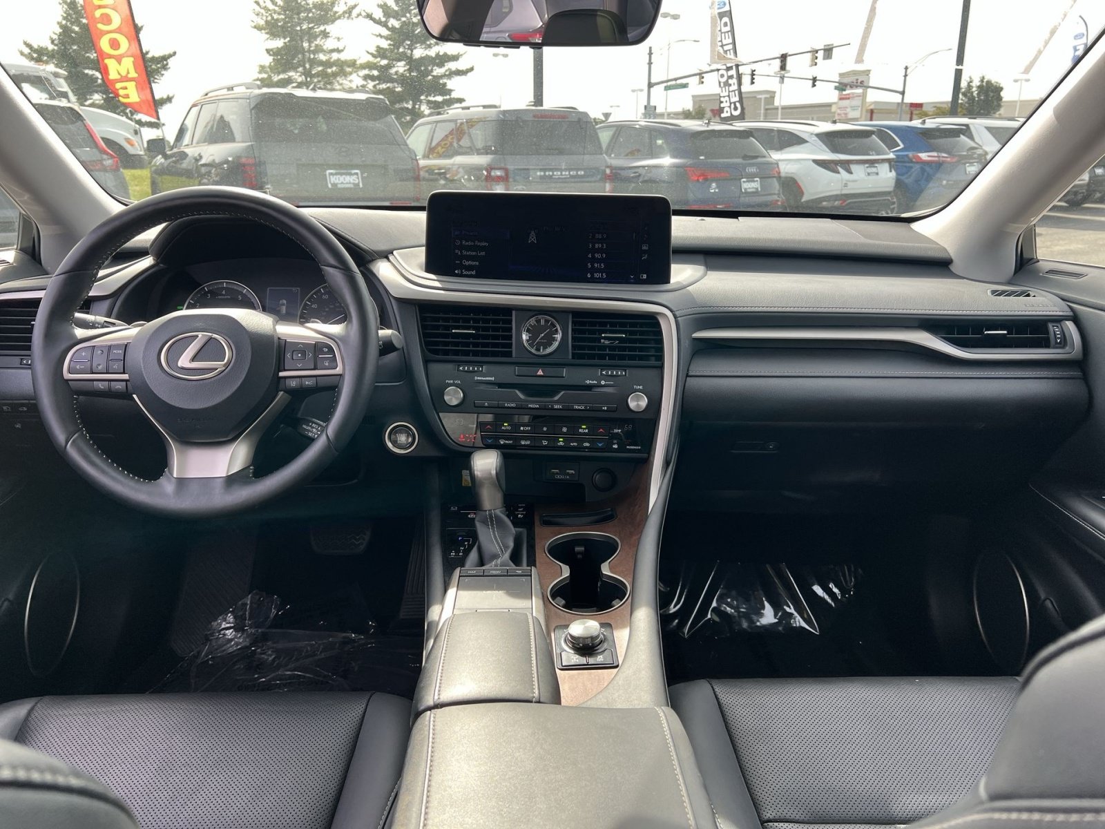 Used 2022 Lexus RX 350L Premium w/ Premium Package AWD/4WD image 22