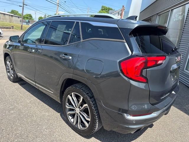 Used 2019 GMC Terrain Denali w/ Comfort Package AWD/4WD image 8
