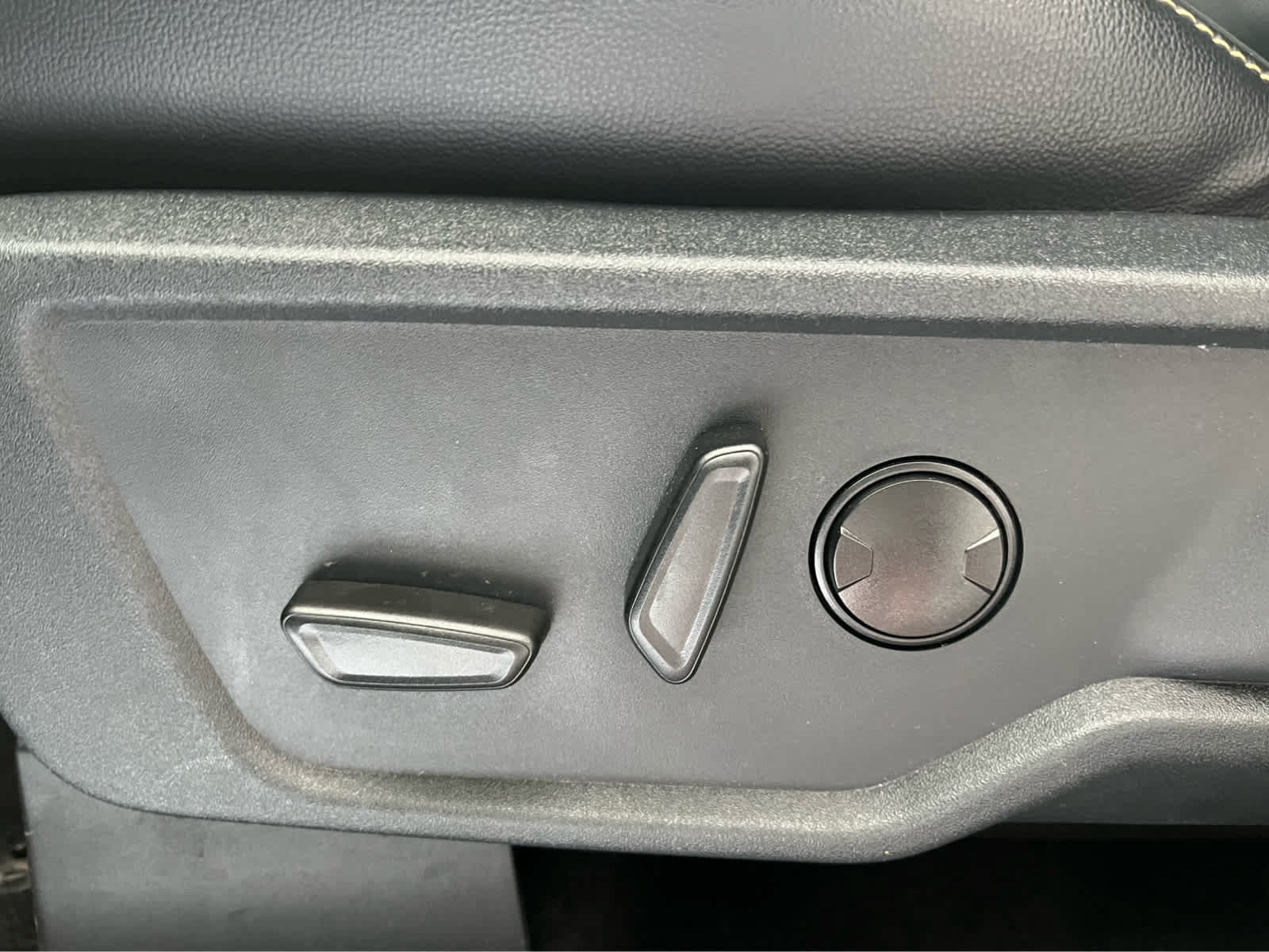 Certified 2025 Ford Bronco Badlands AWD/4WD image 18