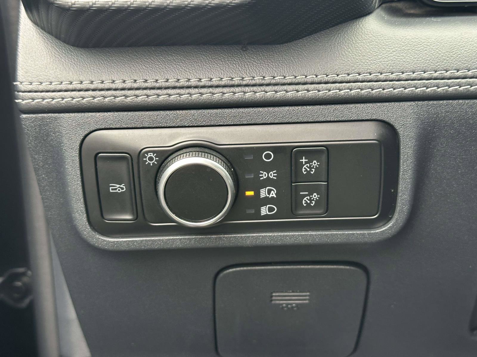 Certified 2024 Ford Mustang Premium RWD image 27